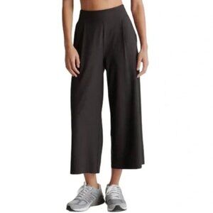 Quince Performance Tech Wide Leg Commuter Pants in Black New Without Tags